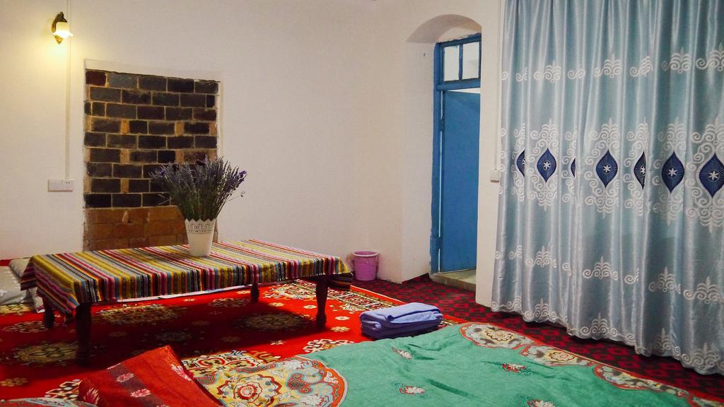 Dap Youth Hostel Turpan Exterior foto
