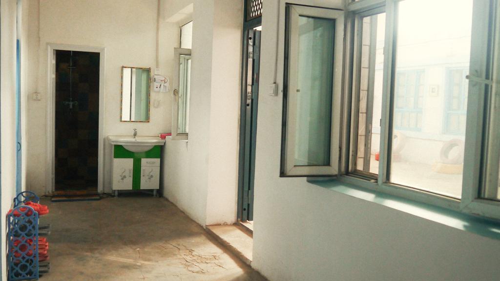 Dap Youth Hostel Turpan Exterior foto